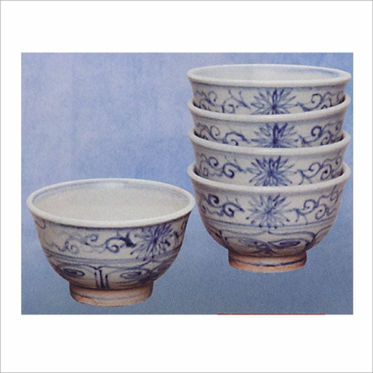 茶道具 汲出茶碗 安南唐草 五客 太仙窯 茶碗 抹茶茶碗は茶の湯文化である表千家・裏千家の茶道具や抹茶を専門に扱う千紀園（せんきえん）が通販で販売しています。茶会また初心者向けのお稽古用にご利用いただける抹茶碗です。贈り物・ギフトにも人気です。