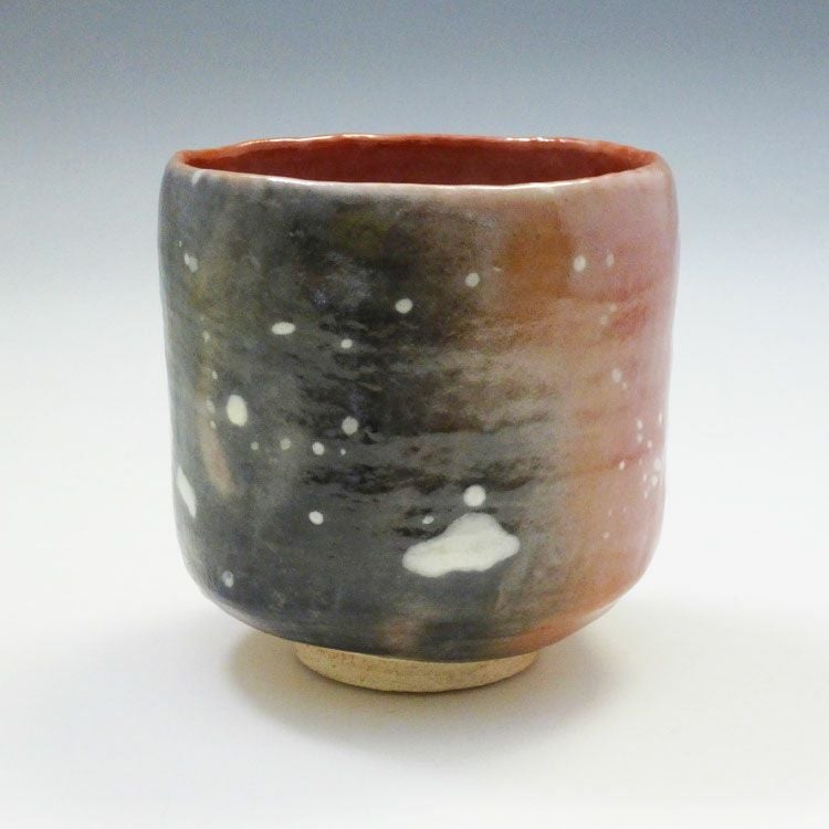 茶道具 筒茶碗 雪片 松楽窯 茶碗 抹茶茶碗は茶の湯文化である表千家・裏千家の茶道具や抹茶を専門に扱う千紀園（せんきえん）が通販で販売しています。茶会また初心者向けのお稽古用にご利用いただける抹茶碗です。贈り物・ギフトにも人気です。