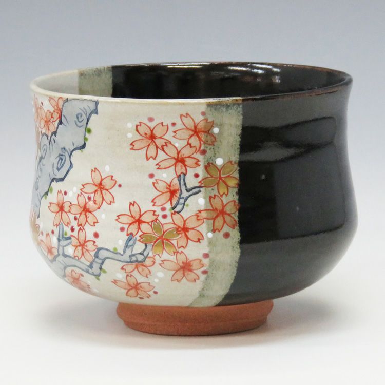 茶道具 抹茶茶碗（まっちゃちゃわん） 茶碗 掛分 桜 北川竹久 抹茶茶碗は茶の湯文化である表千家・裏千家の茶道具や抹茶を専門に扱う千紀園（せんきえん）が通販で販売しています。茶会また初心者向けのお稽古用にご利用いただける抹茶碗です。贈り物・ギフトにも人気です。