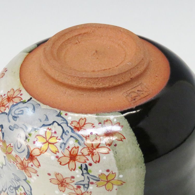 茶道具 抹茶茶碗（まっちゃちゃわん） 茶碗 掛分 桜 北川竹久 抹茶茶碗は茶の湯文化である表千家・裏千家の茶道具や抹茶を専門に扱う千紀園（せんきえん）が通販で販売しています。茶会また初心者向けのお稽古用にご利用いただける抹茶碗です。贈り物・ギフトにも人気です。