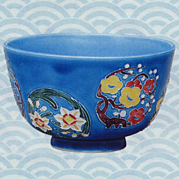茶道具 茶碗 浅黄交趾 丸紋 高野昭阿弥（京都市） 抹茶茶碗は茶の湯文化である表千家・裏千家の茶道具や抹茶を専門に扱う千紀園（せんきえん）が通販で販売しています。茶会また初心者向けのお稽古用にご利用いただける抹茶碗です。贈り物・ギフトにも人気です。