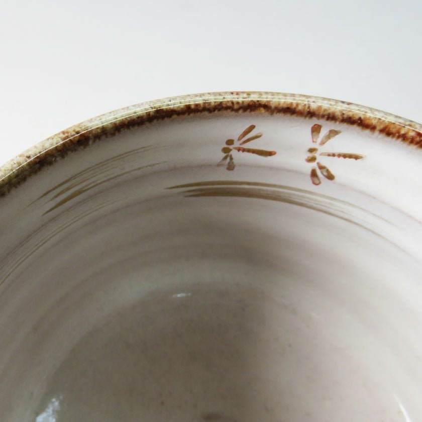 茶道具  抹茶茶碗（まっちゃちゃわん） 茶碗 灰釉 彼岸花 中村良二 抹茶茶碗は茶の湯文化である表千家・裏千家の茶道具や抹茶を専門に扱う千紀園（せんきえん）が通販で販売しています。茶会また初心者向けのお稽古用にご利用いただける抹茶碗です。贈り物・ギフトにも人気です。