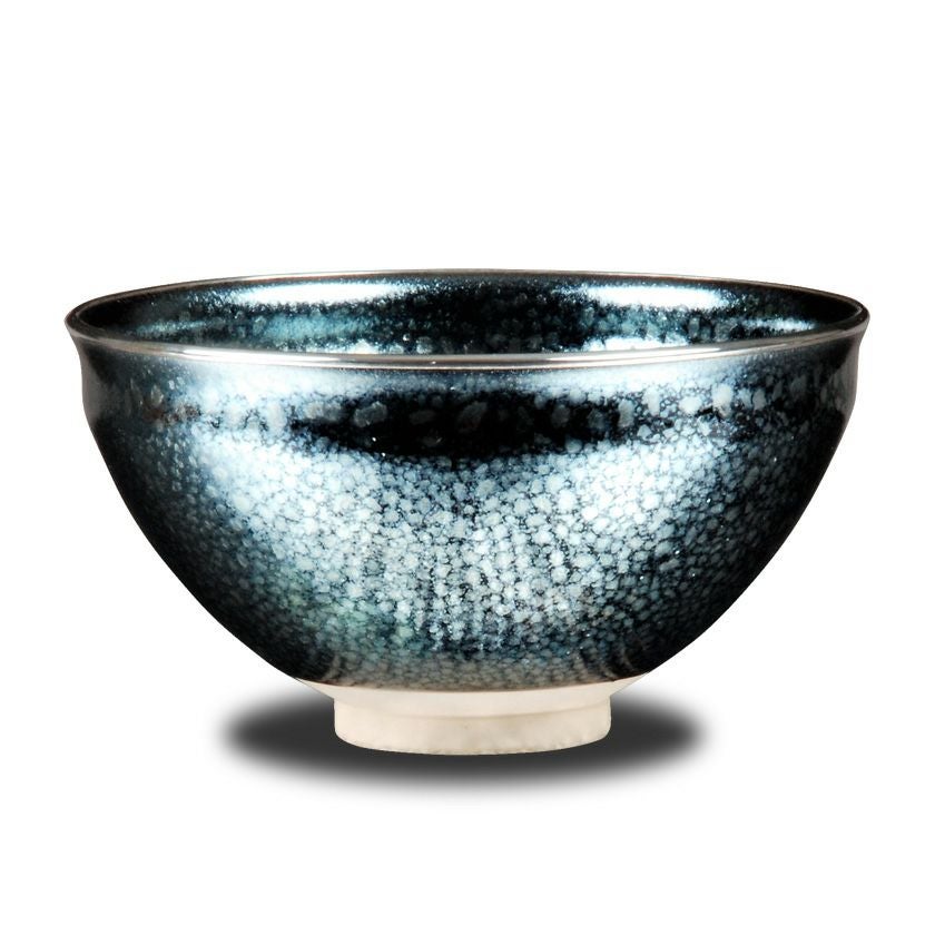 茶道具 天目茶碗（てんもくちゃわん） 天目茶碗 油滴 万祥 抹茶茶碗は茶の湯文化である表千家・裏千家の茶道具や抹茶を専門に扱う千紀園（せんきえん）が通販で販売しています。茶会また初心者向けのお稽古用にご利用いただける抹茶碗です。贈り物・ギフトにも人気です。