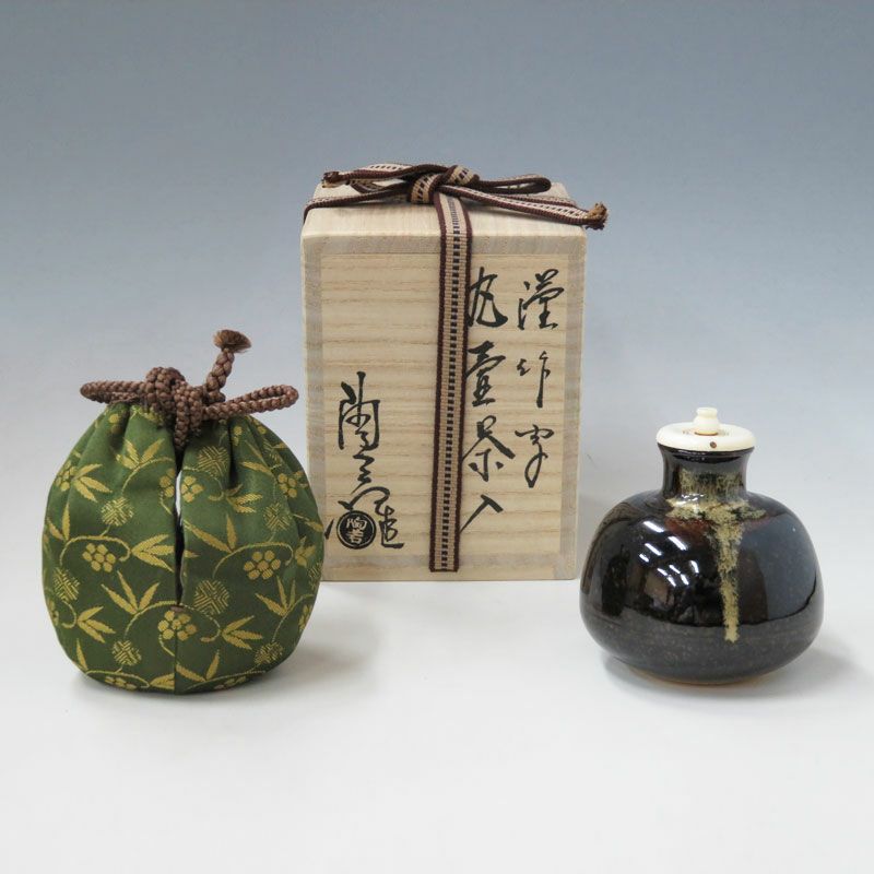 茶道具 茶入（ちゃいれ） 茶入 時鳥丸壷名物写 仕服：笹蔓緞子 陶若窯