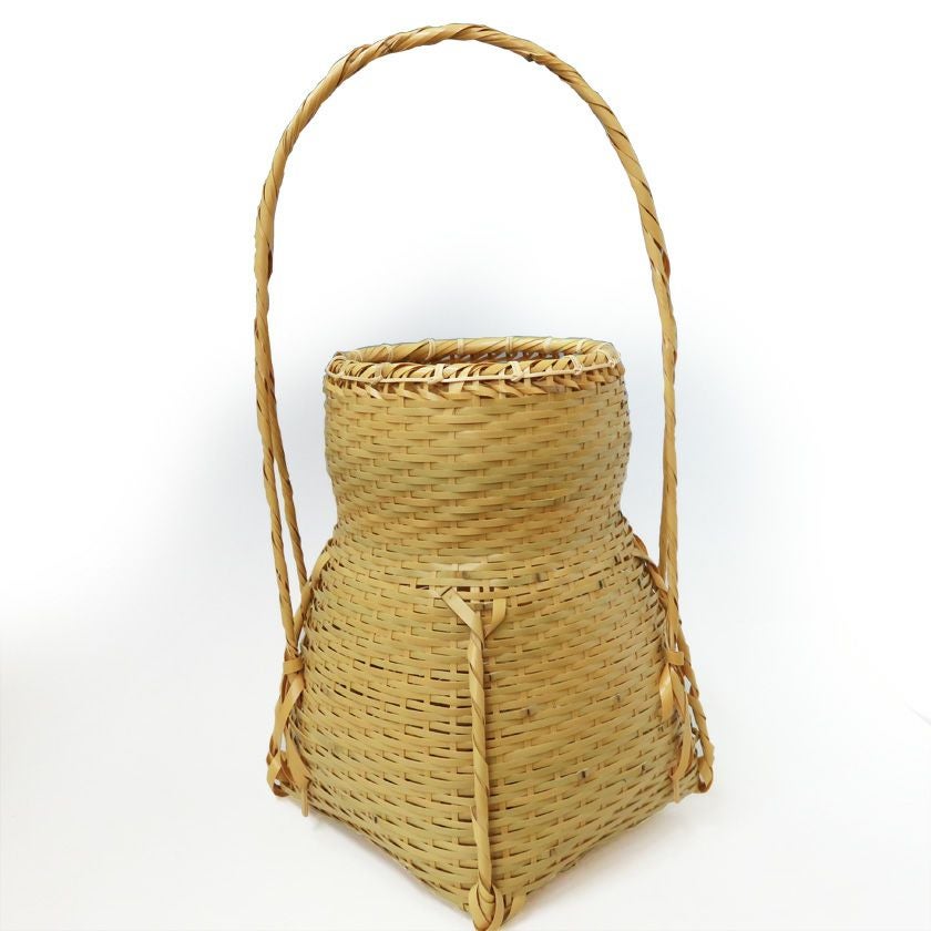 【新品】琉球浪漫耳付花瓶（茶）　竹籠付 茶器/茶道具 竹籠花入（竹篭花入） 置用】 江ノ島 さざえ籠 惺斎好写し
