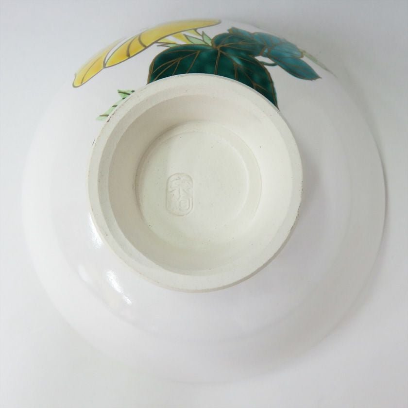 茶道具 平茶碗（ひらちゃわん） 平茶碗 白釉 朝顔 水出宋絢 抹茶茶碗は茶の湯文化である表千家・裏千家の茶道具や抹茶を専門に扱う千紀園（せんきえん）が通販で販売しています。茶会また初心者向けのお稽古用にご利用いただける抹茶碗です。贈り物・ギフトにも人気です。