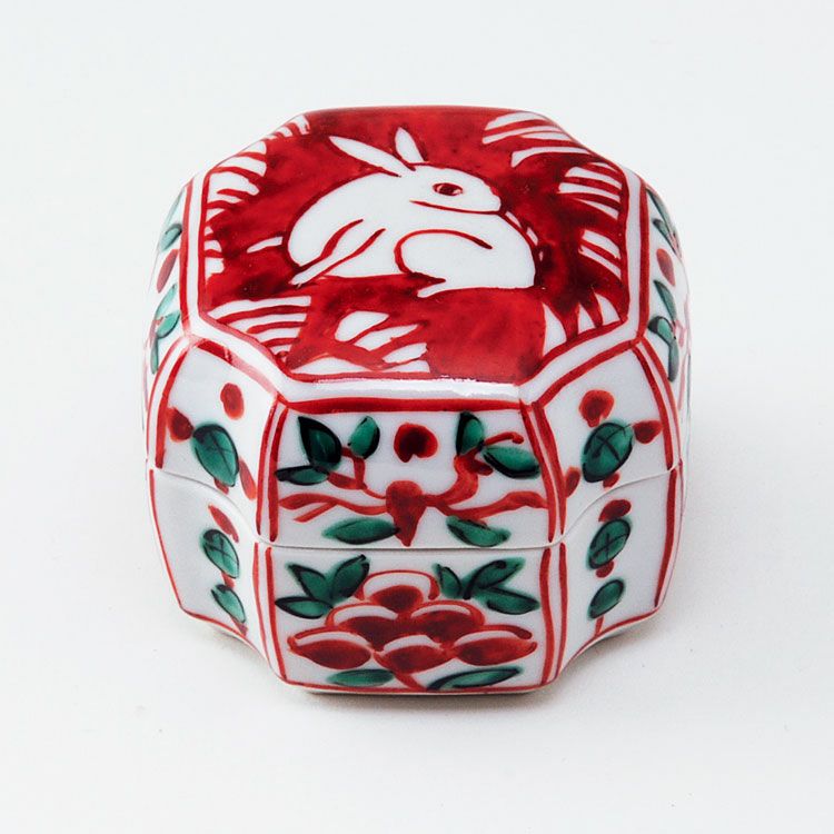 Ｗ１１　香合　『赤絵　香合』『松斎 造』　共箱　茶道具 W11 香合 『赤絵 香合』『松斎 造』 共箱 茶道具 【公式通販】