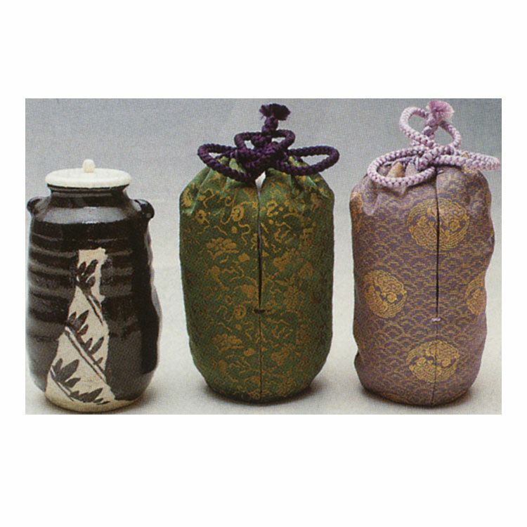 加藤弥右衛門作　黒織部茶入　美品　共箱　茶道具　送料込 茶道具 へうげもの 黒織部 茶入 替仕服付 加藤光右衛門