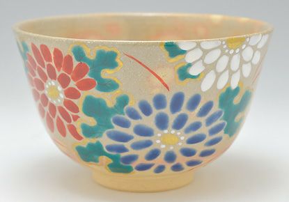 茶道具 色絵茶碗 菊 木村利斉 作 木村利斉 抹茶茶碗は茶の湯文化である表千家・裏千家の茶道具や抹茶を専門に扱う千紀園（せんきえん）が通販で販売しています。茶会また初心者向けのお稽古用にご利用いただける抹茶碗です。贈り物・ギフトにも人気です。