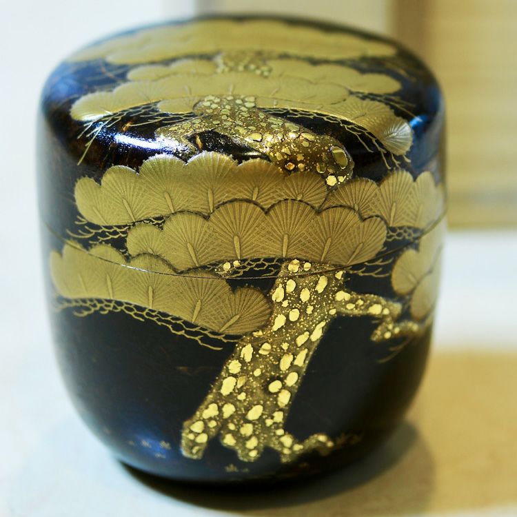 茶道具　棗　老松 茶道具 棗老松図蒔絵和紙貼り利休棗Ken MAKIE Studio「彩輝光」