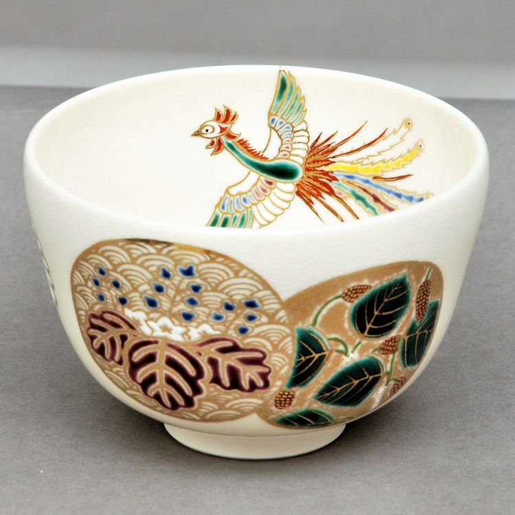 天皇陛下から賜った茶碗 天皇陛下愛用の名窯作 茶碗 色絵桜図 - JTOPIA