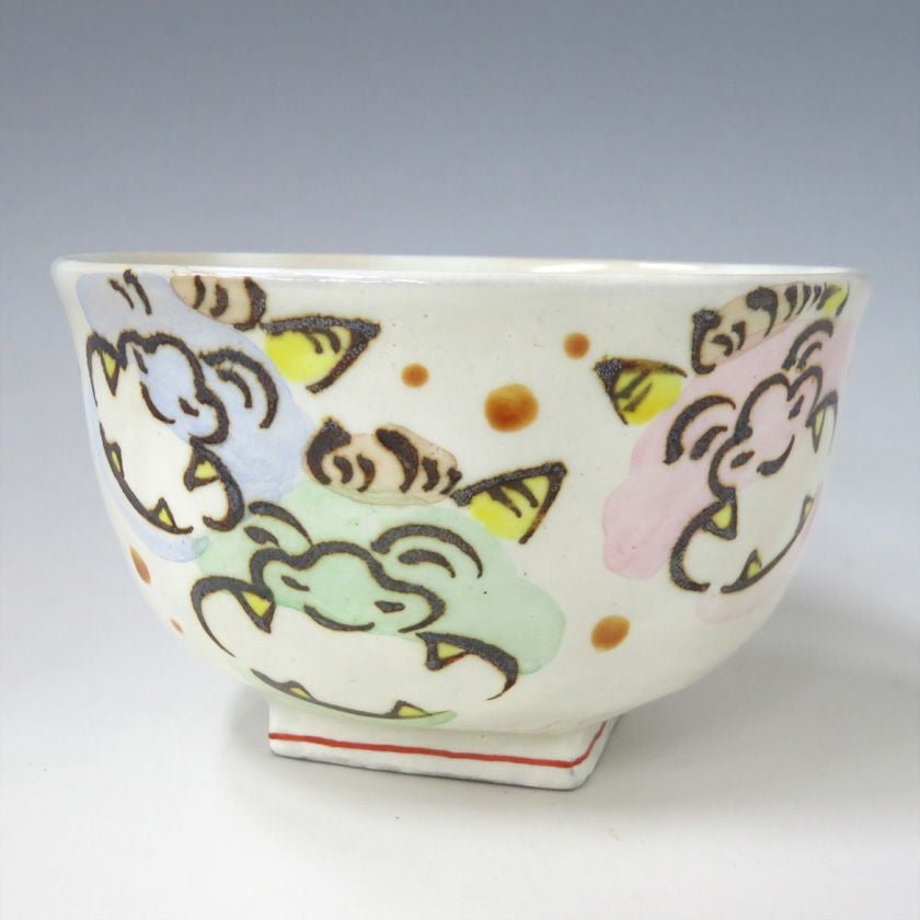 茶道具 抹茶茶碗（まっちゃちゃわん） 茶碗　粉引　鬼　福は内 中村 与平 抹茶茶碗は茶の湯文化である表千家・裏千家の茶道具や抹茶を専門に扱う千紀園（せんきえん）が通販で販売しています。茶会また初心者向けのお稽古用にご利用いただける抹茶碗です。贈り物・ギフトにも人気です。