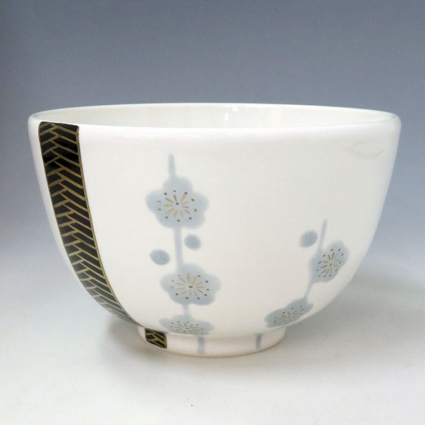 茶道具 抹茶茶碗（まっちゃちゃわん） 茶碗　白釉　槍梅 山岡 善高 抹茶茶碗は茶の湯文化である表千家・裏千家の茶道具や抹茶を専門に扱う千紀園（せんきえん）が通販で販売しています。茶会また初心者向けのお稽古用にご利用いただける抹茶碗です。贈り物・ギフトにも人気です。