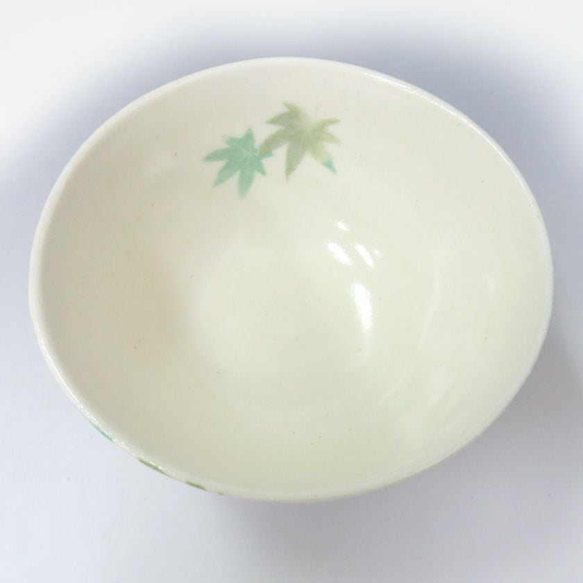 茶道具 抹茶茶碗（まっちゃちゃわん） 利休茶碗 青楓 豊窯 抹茶茶碗は茶の湯文化である表千家・裏千家の茶道具や抹茶を専門に扱う千紀園（せんきえん）が通販で販売しています。茶会また初心者向けのお稽古用にご利用いただける抹茶碗です。贈り物・ギフトにも人気です。