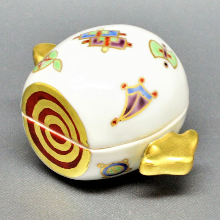 茶道具 香合（こうごう） 香合 色絵 小槌 高野 昭阿弥