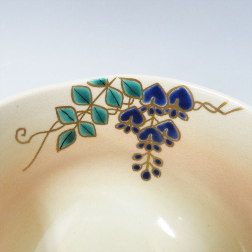 茶道具 抹茶茶碗（まっちゃちゃわん） 茶碗 御本 藤 伊坂 清香 抹茶茶碗は茶の湯文化である表千家・裏千家の茶道具や抹茶を専門に扱う千紀園（せんきえん）が通販で販売しています。茶会また初心者向けのお稽古用にご利用いただける抹茶碗です。贈り物・ギフトにも人気です。