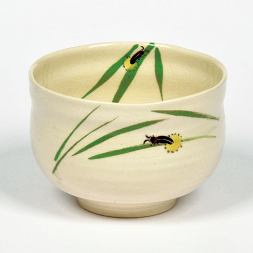 茶道具 小茶碗（こちゃわん） 小茶碗 蛍 浅見 与し三 抹茶茶碗は茶の湯文化である表千家・裏千家の茶道具や抹茶を専門に扱う千紀園（せんきえん）が通販で販売しています。茶会また初心者向けのお稽古用にご利用いただける抹茶碗です。贈り物・ギフトにも人気です。
