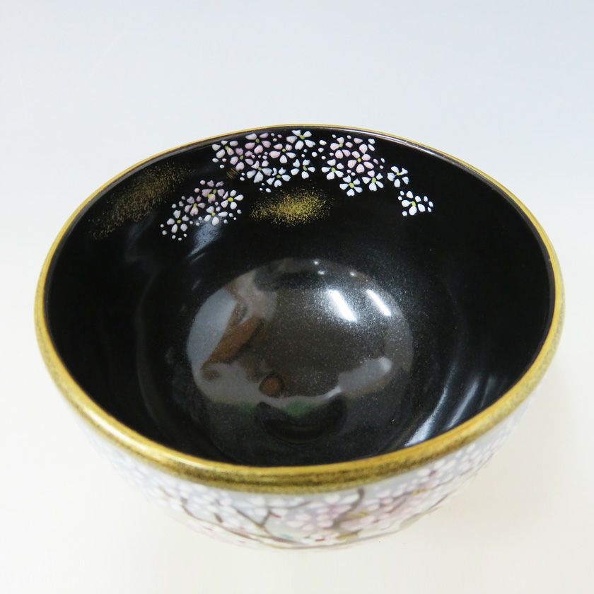 茶道具 抹茶茶碗（まっちゃちゃわん） 茶碗 乾山 三隈大平桜 壱休窯 抹茶茶碗は茶の湯文化である表千家・裏千家の茶道具や抹茶を専門に扱う千紀園（せんきえん）が通販で販売しています。茶会また初心者向けのお稽古用にご利用いただける抹茶碗です。贈り物・ギフトにも人気です。