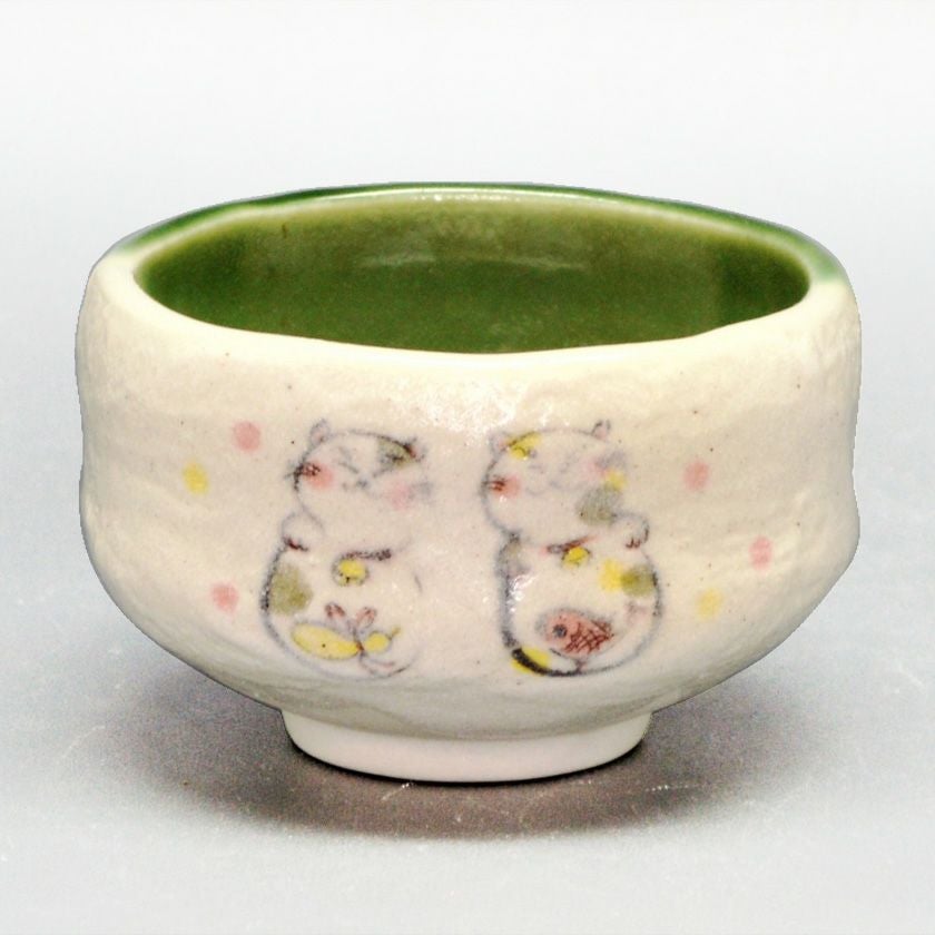 茶道具 小茶碗（こちゃわん） 小茶碗 猫 豊窯 抹茶茶碗は茶の湯文化である表千家・裏千家の茶道具や抹茶を専門に扱う千紀園（せんきえん）が通販で販売しています。茶会また初心者向けのお稽古用にご利用いただける抹茶碗です。贈り物・ギフトにも人気です。
