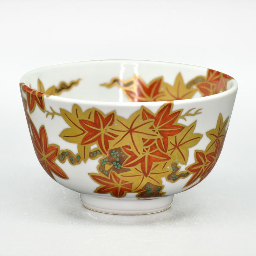 茶道具 抹茶茶碗（まっちゃちゃわん） 茶碗 色絵 紅葉 景徳鎮 王懐英 抹茶茶碗は茶の湯文化である表千家・裏千家の茶道具や抹茶を専門に扱う千紀園（せんきえん）が通販で販売しています。茶会また初心者向けのお稽古用にご利用いただける抹茶碗です。贈り物・ギフトにも人気です。