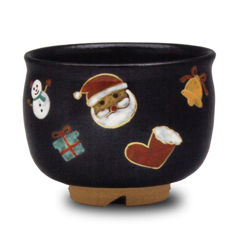 茶道具 抹茶茶碗（まっちゃちゃわん） サンタクロース 茶碗 クリスマス 宇田 佐平 抹茶茶碗は茶の湯文化である表千家・裏千家の茶道具や抹茶を専門に扱う千紀園（せんきえん）が通販で販売しています。茶会また初心者向けのお稽古用にご利用いただける抹茶碗です。贈り物・ギフトにも人気です。