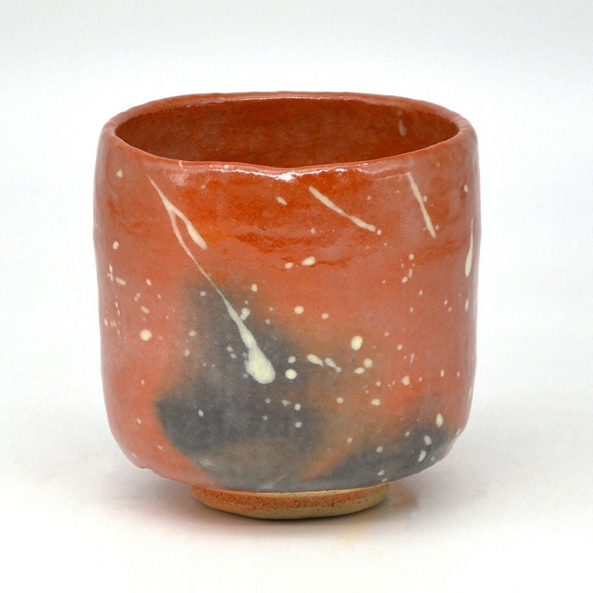 茶道具 筒茶碗（つつちゃわん） 筒茶碗 雪片 松楽窯 抹茶茶碗は茶の湯文化である表千家・裏千家の茶道具や抹茶を専門に扱う千紀園（せんきえん）が通販で販売しています。茶会また初心者向けのお稽古用にご利用いただける抹茶碗です。贈り物・ギフトにも人気です。