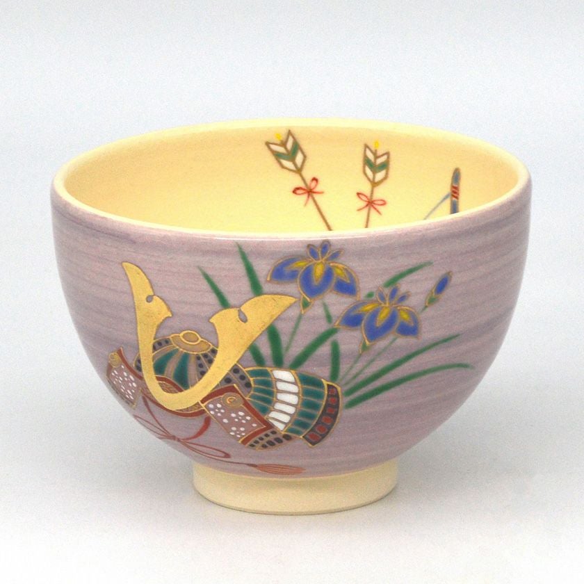 茶道具 抹茶茶碗（まっちゃちゃわん） 茶碗 兜 見谷 福峰 端午の節句 こどもの日 抹茶茶碗は茶の湯文化である表千家・裏千家の茶道具や抹茶を専門に扱う千紀園（せんきえん）が通販で販売しています。茶会また初心者向けのお稽古用にご利用いただける抹茶碗です。贈り物・ギフトにも人気です。