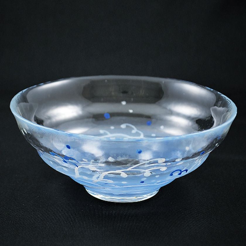 茶道具 抹茶茶碗（まっちゃちゃわん） 義山 茶碗 波 （耐熱） 八木 海峰 抹茶茶碗は茶の湯文化である表千家・裏千家の茶道具や抹茶を専門に扱う千紀園（せんきえん）が通販で販売しています。茶会また初心者向けのお稽古用にご利用いただける抹茶碗です。贈り物・ギフトにも人気です。