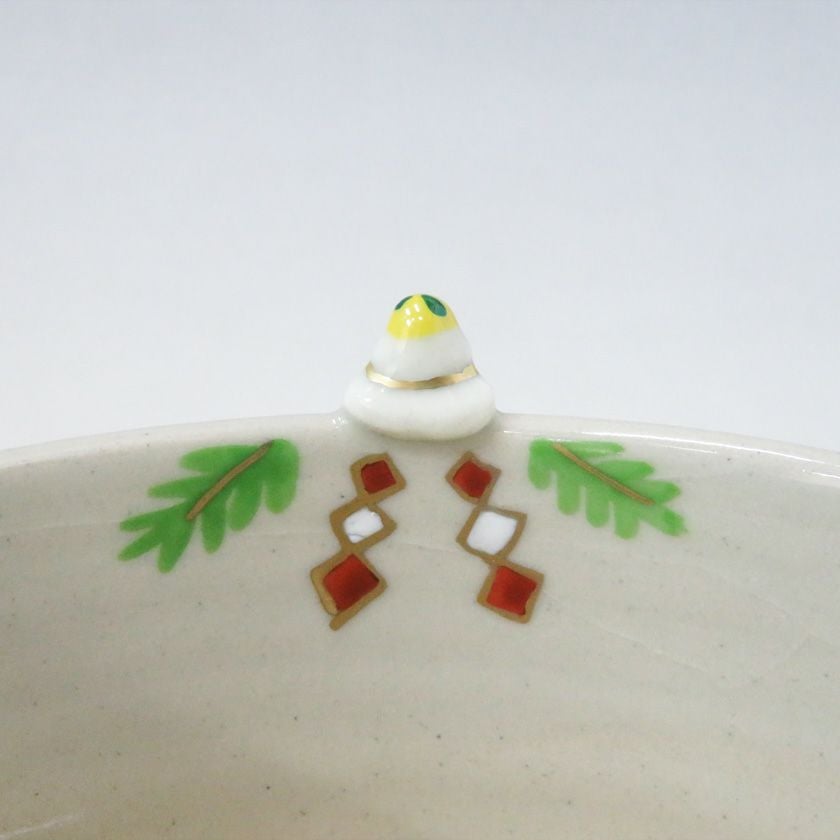 抹茶茶碗　東山深山作　鏡餅　羽子板 茶道具 抹茶茶碗（まっちゃちゃわん） 茶碗 色絵 羽子板に鏡餅 東山