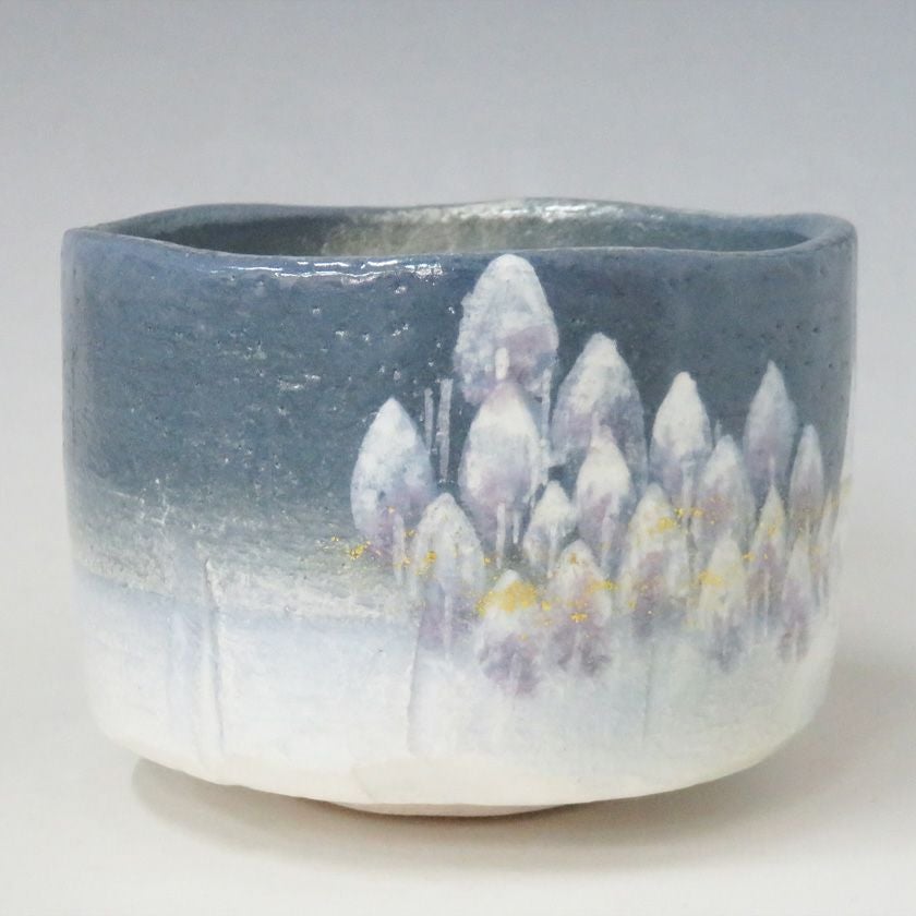 茶道具 抹茶茶碗（まっちゃちゃわん） 茶碗 雪の教会 吉村 楽入 抹茶茶碗は茶の湯文化である表千家・裏千家の茶道具や抹茶を専門に扱う千紀園（せんきえん）が通販で販売しています。茶会また初心者向けのお稽古用にご利用いただける抹茶碗です。贈り物・ギフトにも人気です。