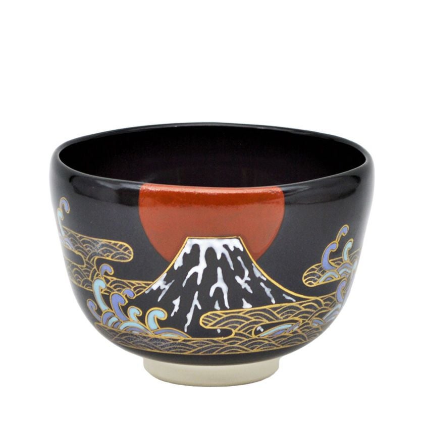 茶道具 抹茶茶碗（まっちゃちゃわん） 茶碗 黒釉 日の出富士 山岡 善高 抹茶茶碗は茶の湯文化である表千家・裏千家の茶道具や抹茶を専門に扱う千紀園（せんきえん）が通販で販売しています。茶会また初心者向けのお稽古用にご利用いただける抹茶碗です。贈り物・ギフトにも人気です。