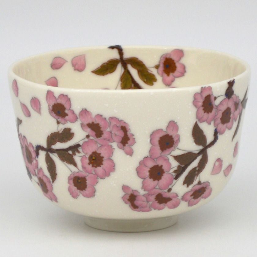 茶道具 抹茶茶碗（まっちゃちゃわん） 茶碗 陽春さくら 花月窯 抹茶茶碗は茶の湯文化である表千家・裏千家の茶道具や抹茶を専門に扱う千紀園（せんきえん）が通販で販売しています。茶会また初心者向けのお稽古用にご利用いただける抹茶碗です。贈り物・ギフトにも人気です。