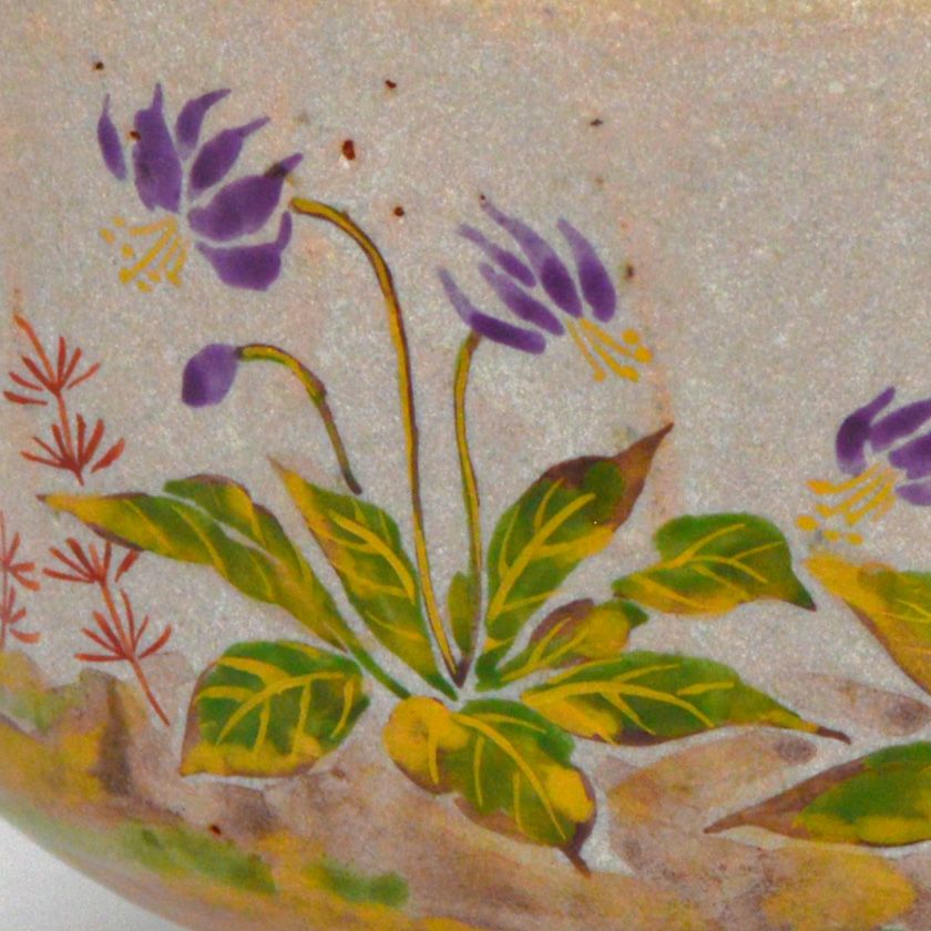 茶道具 抹茶茶碗（まっちゃちゃわん） 茶碗 灰釉 片栗 中村 良二 抹茶茶碗は茶の湯文化である表千家・裏千家の茶道具や抹茶を専門に扱う千紀園（せんきえん）が通販で販売しています。茶会また初心者向けのお稽古用にご利用いただける抹茶碗です。贈り物・ギフトにも人気です。