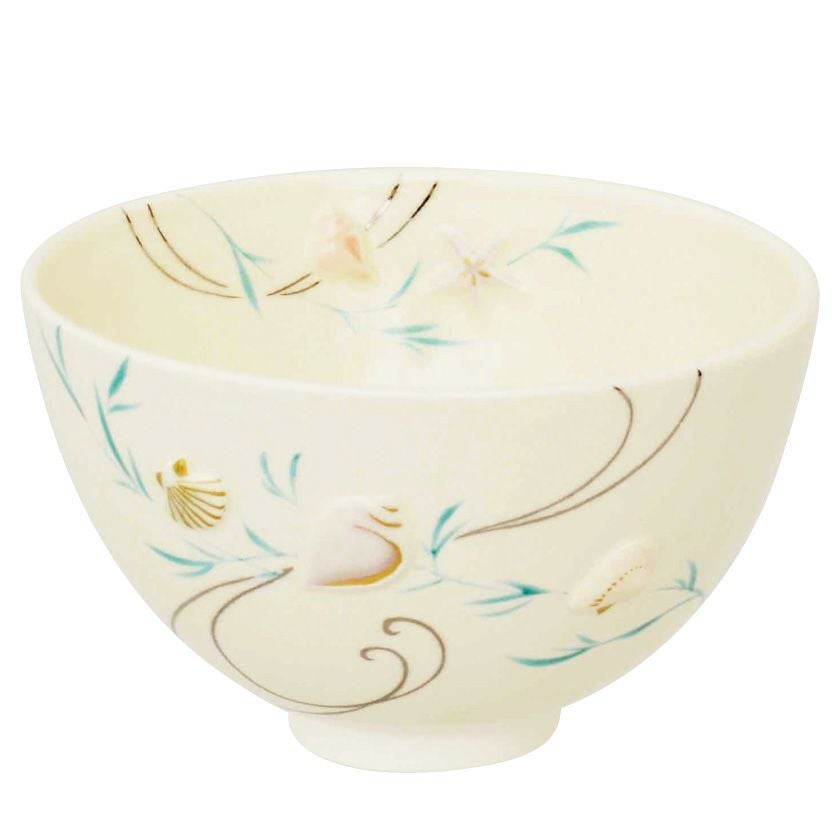 茶道具 抹茶茶碗（まっちゃちゃわん） 茶碗 浮彫 海松貝（みるがい） 今岡 三四郎 抹茶茶碗は茶の湯文化である表千家・裏千家の茶道具や抹茶を専門に扱う千紀園（せんきえん）が通販で販売しています。茶会また初心者向けのお稽古用にご利用いただける抹茶碗です。贈り物・ギフトにも人気です。