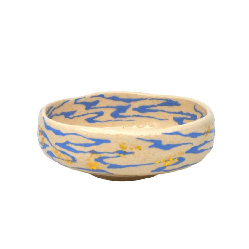 茶道具 平茶碗（ひらちゃわん） 馬盥茶碗 水紋 吉村 楽入 抹茶茶碗は茶の湯文化である表千家・裏千家の茶道具や抹茶を専門に扱う千紀園（せんきえん）が通販で販売しています。茶会また初心者向けのお稽古用にご利用いただける抹茶碗です。贈り物・ギフトにも人気です。