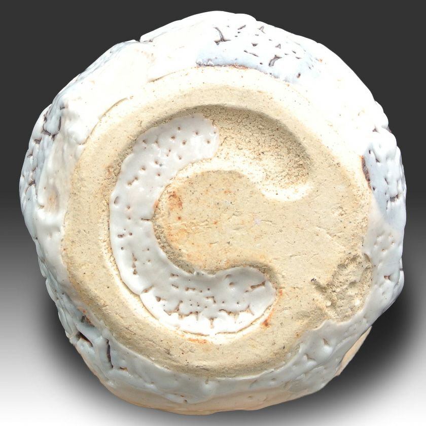 茶道具 抹茶茶碗（まっちゃちゃわん） 茶碗 志野焼 大山 秀男 抹茶茶碗は茶の湯文化である表千家・裏千家の茶道具や抹茶を専門に扱う千紀園（せんきえん）が通販で販売しています。茶会また初心者向けのお稽古用にご利用いただける抹茶碗です。贈り物・ギフトにも人気です。