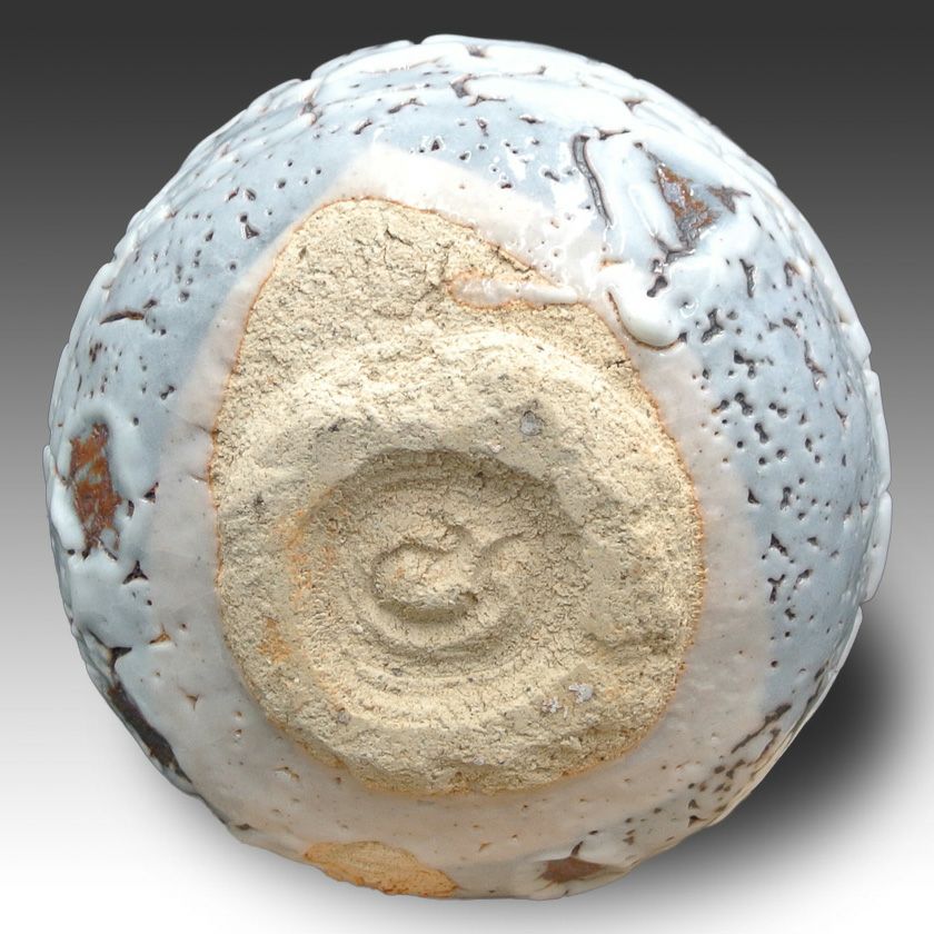 茶道具 抹茶茶碗（まっちゃちゃわん） 茶碗 志野焼 大山 秀男 抹茶茶碗は茶の湯文化である表千家・裏千家の茶道具や抹茶を専門に扱う千紀園（せんきえん）が通販で販売しています。茶会また初心者向けのお稽古用にご利用いただける抹茶碗です。贈り物・ギフトにも人気です。