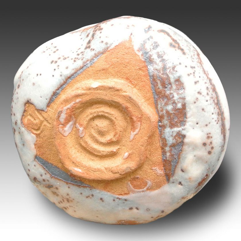 茶道具 抹茶茶碗（まっちゃちゃわん） 茶碗 志野焼 大山 秀男 抹茶茶碗は茶の湯文化である表千家・裏千家の茶道具や抹茶を専門に扱う千紀園（せんきえん）が通販で販売しています。茶会また初心者向けのお稽古用にご利用いただける抹茶碗です。贈り物・ギフトにも人気です。