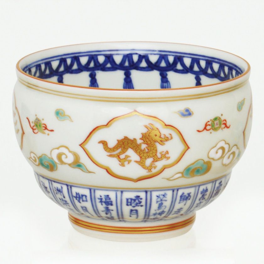 茶道具 抹茶茶碗（まっちゃちゃわん） 茶碗 色絵 竜鳳花暦（干支盃付） 林 淡幽 干支 辰 抹茶茶碗は茶の湯文化である表千家・裏千家の茶道具や抹茶を専門に扱う千紀園（せんきえん）が通販で販売しています。茶会また初心者向けのお稽古用にご利用いただける抹茶碗です。贈り物・ギフトにも人気です。