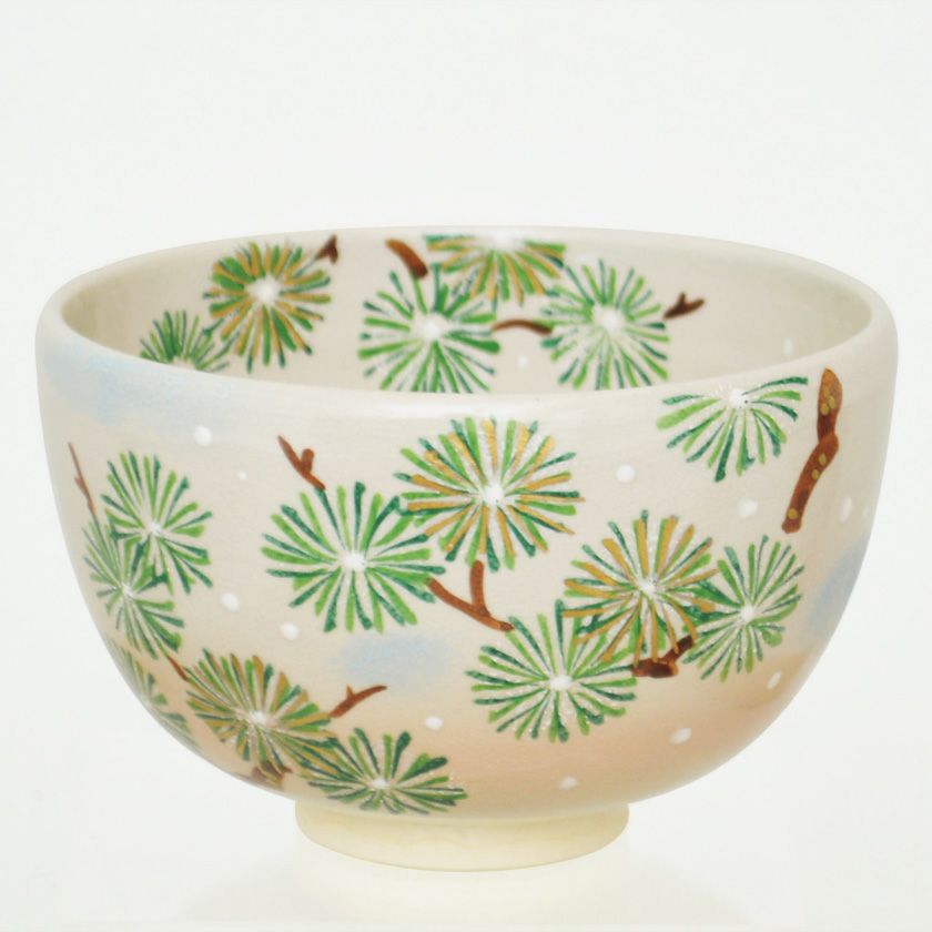 茶道具 抹茶茶碗（まっちゃちゃわん） 茶碗 色絵 唐松 東山 深山 抹茶茶碗は茶の湯文化である表千家・裏千家の茶道具や抹茶を専門に扱う千紀園（せんきえん）が通販で販売しています。茶会また初心者向けのお稽古用にご利用いただける抹茶碗です。贈り物・ギフトにも人気です。