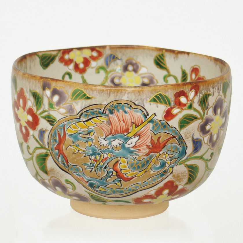 茶道具 抹茶茶碗（まっちゃちゃわん） 茶碗 乾山 唐花に干支（辰） 森下 秋彩 干支 辰（たつ 龍 竜 りゅう） 抹茶茶碗は茶の湯文化である表千家・裏千家の茶道具や抹茶を専門に扱う千紀園（せんきえん）が通販で販売しています。茶会また初心者向けのお稽古用にご利用いただける抹茶碗です。贈り物・ギフトにも人気です。