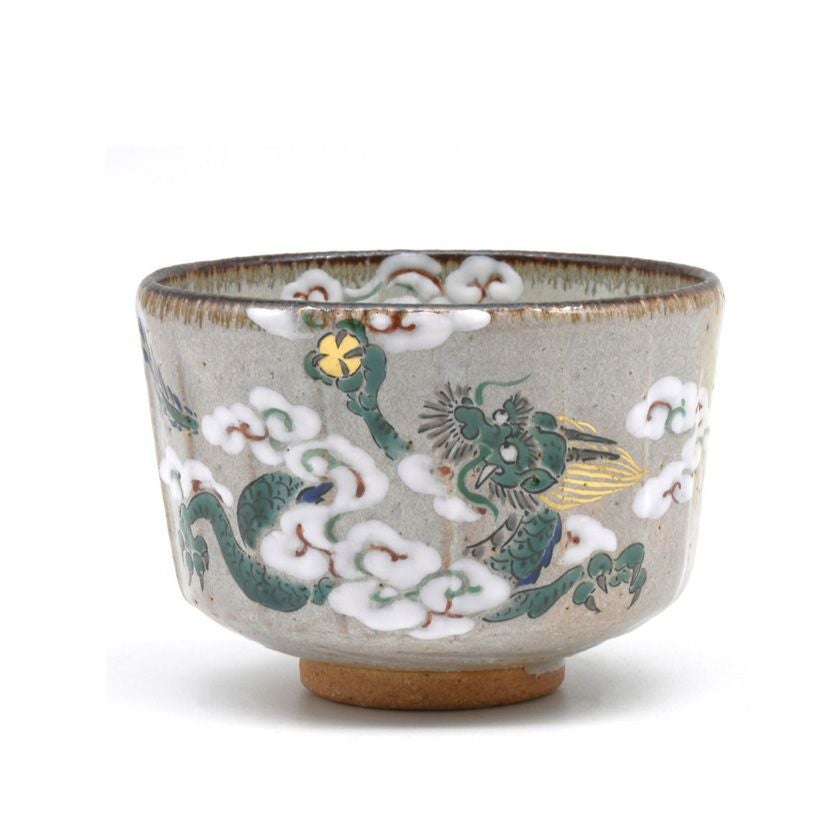 茶道具 抹茶茶碗（まっちゃちゃわん） 茶碗 灰釉 青龍 中村 良二 干支 辰（たつ 龍 竜 りゅう） 抹茶茶碗は茶の湯文化である表千家・裏千家の茶道具や抹茶を専門に扱う千紀園（せんきえん）が通販で販売しています。茶会また初心者向けのお稽古用にご利用いただける抹茶碗です。贈り物・ギフトにも人気です。