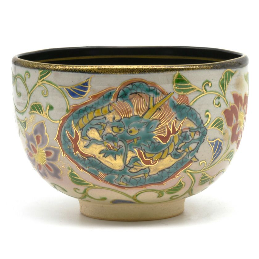茶道具 抹茶茶碗（まっちゃちゃわん） 茶碗 乾山 内黒 唐花龍鳳凰 壱休窯 干支 辰（たつ 龍 竜 りゅう） 抹茶茶碗は茶の湯文化である表千家・裏千家の茶道具や抹茶を専門に扱う千紀園（せんきえん）が通販で販売しています。茶会また初心者向けのお稽古用にご利用いただける抹茶碗です。贈り物・ギフトにも人気です。