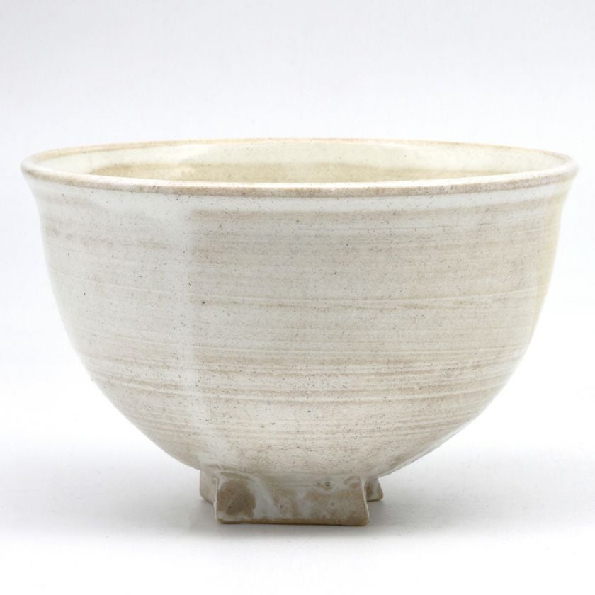 茶道具 抹茶茶碗（まっちゃちゃわん） 茶碗 粉引 辰高台 暁楽窯 干支 辰（たつ 龍 竜 りゅう） 抹茶茶碗は茶の湯文化である表千家・裏千家の茶道具や抹茶を専門に扱う千紀園（せんきえん）が通販で販売しています。茶会また初心者向けのお稽古用にご利用いただける抹茶碗です。贈り物・ギフトにも人気です。