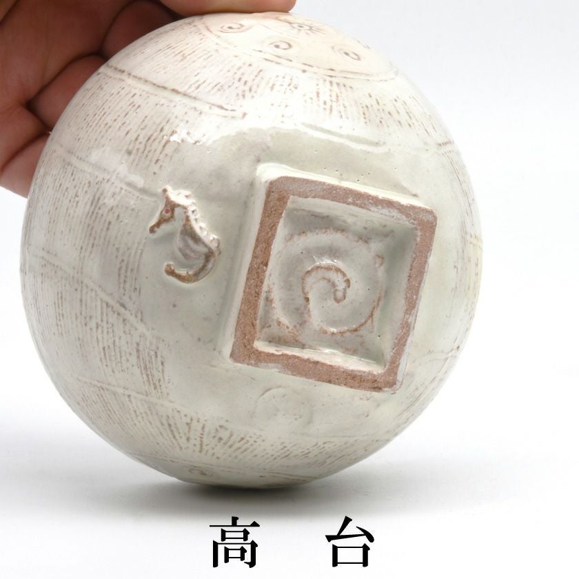 茶道具 抹茶茶碗（まっちゃちゃわん） 茶碗 俵手 辰の子 原 清晁 干支 辰（たつ 龍 竜 りゅう） 抹茶茶碗は茶の湯文化である表千家・裏千家の茶道具や抹茶を専門に扱う千紀園（せんきえん）が通販で販売しています。茶会また初心者向けのお稽古用にご利用いただける抹茶碗です。贈り物・ギフトにも人気です。