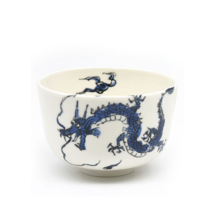 茶道具 抹茶茶碗（まっちゃちゃわん） 茶碗 仁清 青龍図 花月窯 干支 辰（たつ 龍 竜 りゅう） 抹茶茶碗は茶の湯文化である表千家・裏千家の茶道具や抹茶を専門に扱う千紀園（せんきえん）が通販で販売しています。茶会また初心者向けのお稽古用にご利用いただける抹茶碗です。贈り物・ギフトにも人気です。