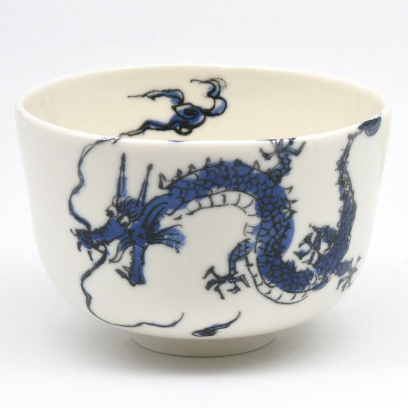 茶道具 抹茶茶碗（まっちゃちゃわん） 茶碗 仁清 青龍図 花月窯 干支 辰（たつ 龍 竜 りゅう） 抹茶茶碗は茶の湯文化である表千家・裏千家の茶道具や抹茶を専門に扱う千紀園（せんきえん）が通販で販売しています。茶会また初心者向けのお稽古用にご利用いただける抹茶碗です。贈り物・ギフトにも人気です。