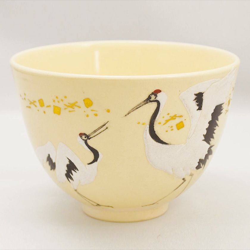 茶道具 抹茶茶碗（まっちゃちゃわん） 色絵茶碗 鶴 通次 阿山 御題（勅題）「和」 抹茶茶碗は茶の湯文化である表千家・裏千家の茶道具や抹茶を専門に扱う千紀園（せんきえん）が通販で販売しています。茶会また初心者向けのお稽古用にご利用いただける抹茶碗です。贈り物・ギフトにも人気です。