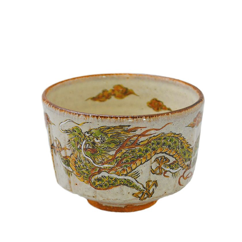 茶道具 抹茶茶碗（まっちゃちゃわん） 灰釉茶碗 雲龍 中村 良二 干支 辰（たつ、タツ、龍、竜） 抹茶茶碗は茶の湯文化である表千家・裏千家の茶道具や抹茶を専門に扱う千紀園（せんきえん）が通販で販売しています。茶会また初心者向けのお稽古用にご利用いただける抹茶碗です。贈り物・ギフトにも人気です。