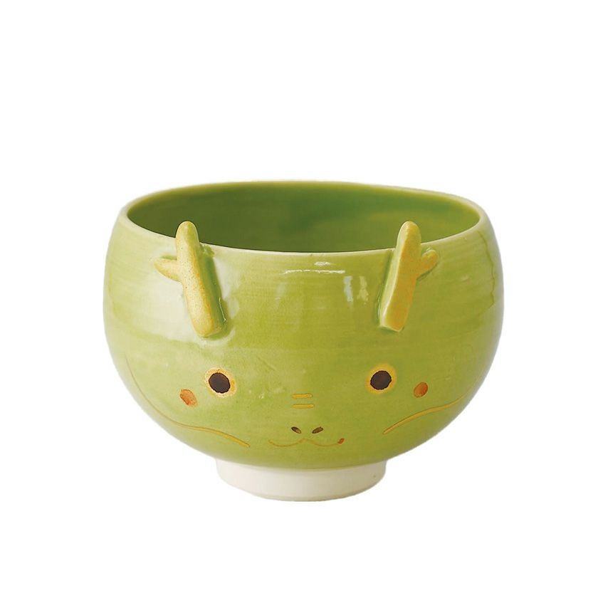 茶道具 抹茶茶碗（まっちゃちゃわん） 龍 茶碗 竹中 洸祥 干支 辰（たつ、タツ、龍、竜） 抹茶茶碗は茶の湯文化である表千家・裏千家の茶道具や抹茶を専門に扱う千紀園（せんきえん）が通販で販売しています。茶会また初心者向けのお稽古用にご利用いただける抹茶碗です。贈り物・ギフトにも人気です。
